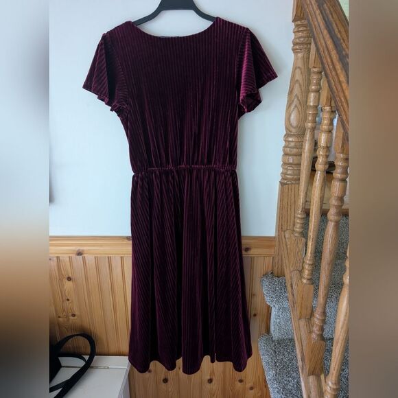 Modcloth Maroon Ribbed Midi Formal Holiday Dress Size Medium - Picture 4 of 6